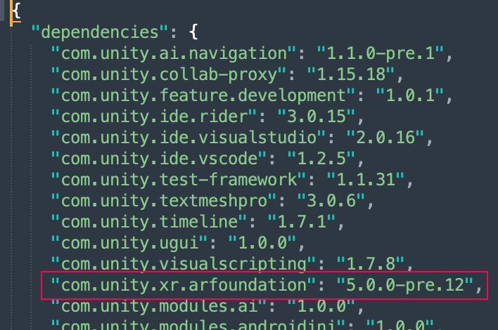 テキストエディターにプロジェクトマニフェストのサンプルが表示されています。"com.unity.xr.arfoundation" を含む行がコールアウトされています。